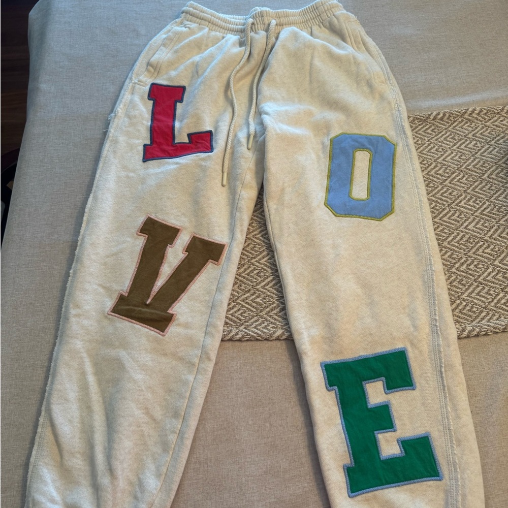 Super cute aerie sweatpants